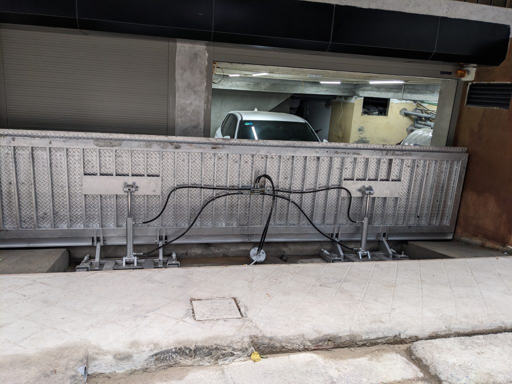 tối ưu giá cửa chống ngập