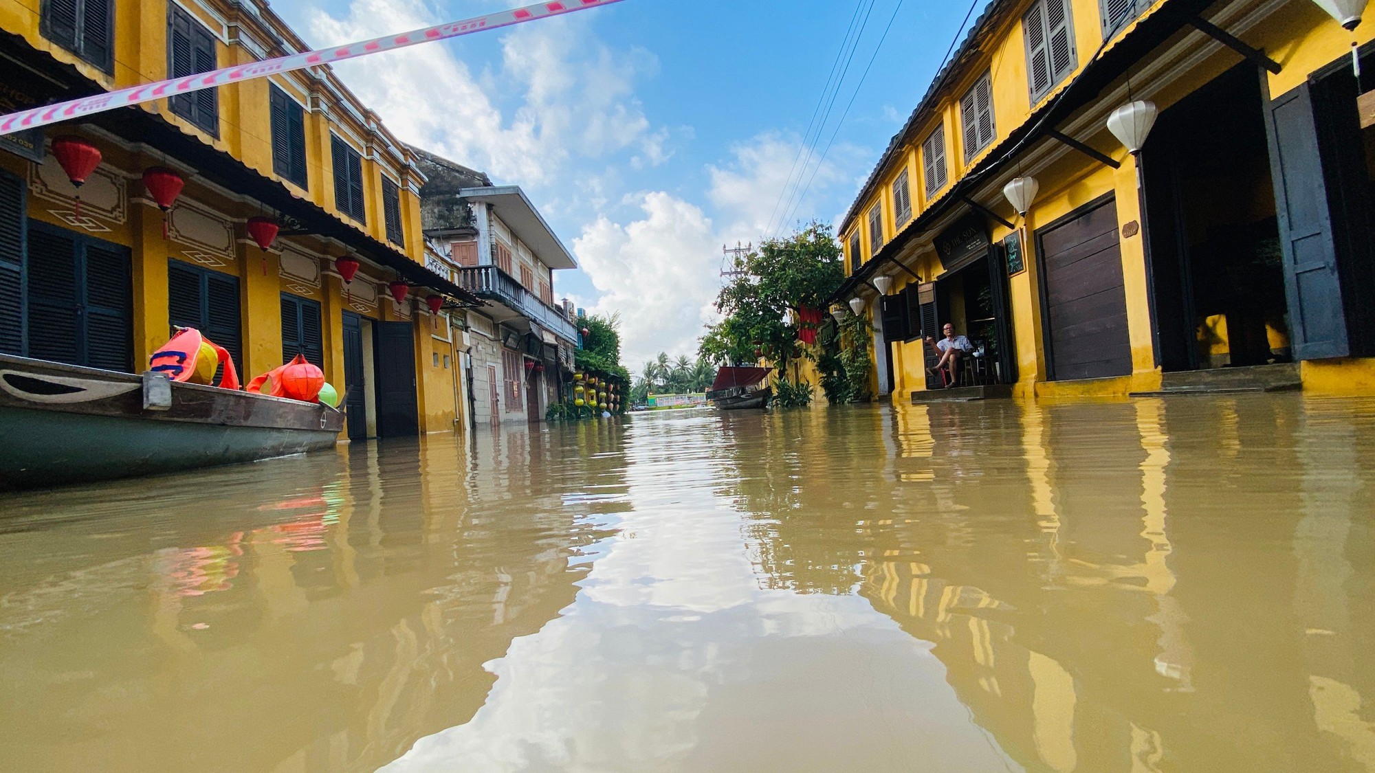 ngăn nước vào nhà trong mùa mưa